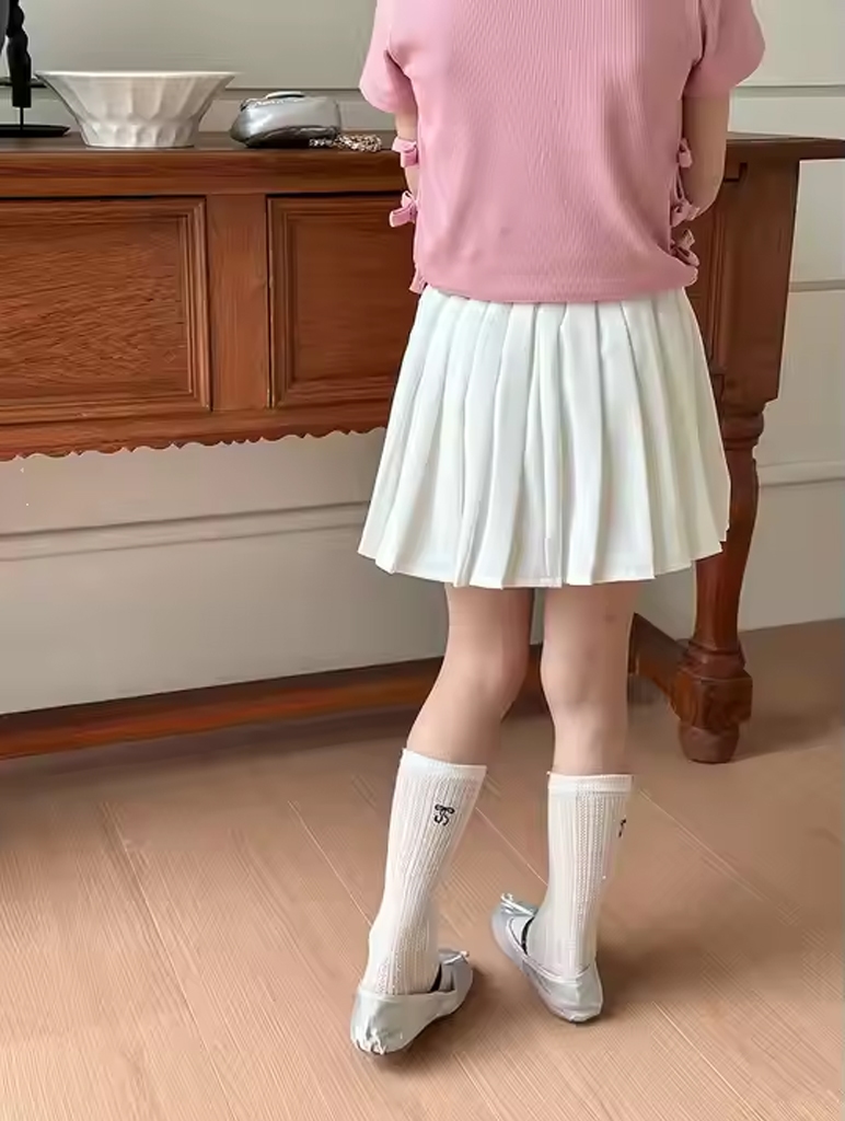 school uniform skirt white